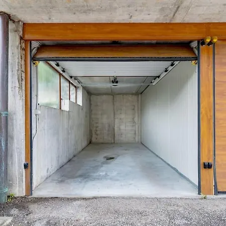 Dolomiti Skyview Duplex With Private Park -20' Cortina Apartament *
