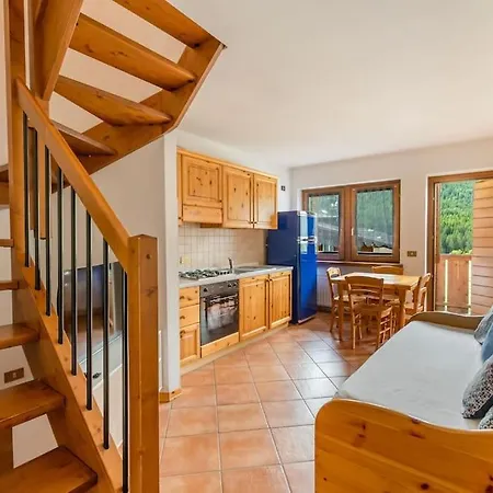 Dolomiti Skyview Duplex With Private Park -20' Cortina Apartment Borca di Cadore